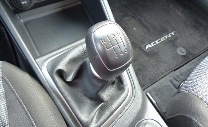 Illustration for article titled A Manual Transmission 2018 Hyundai Accent Is A Good Amount Of Fun For Only $16,000